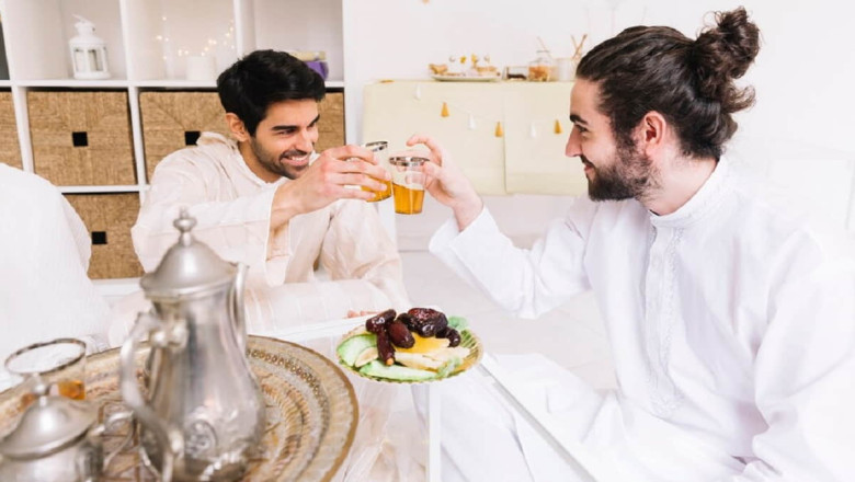 5 Ide Outfit Bukber Pria, Tampil Kece Penuh Percaya Diri